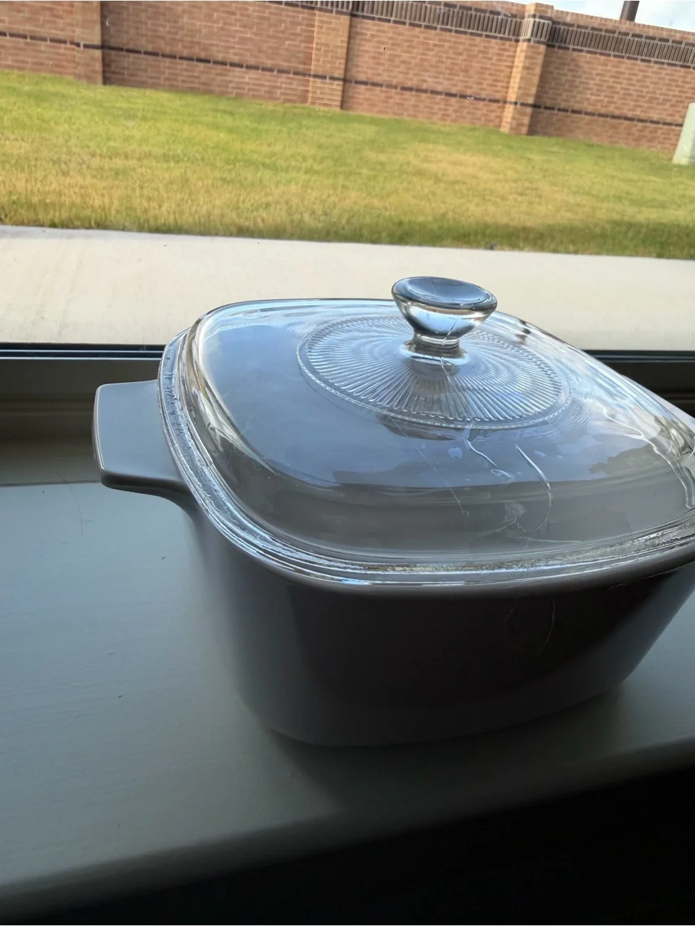 Corningware vintage Classic White Glass Bake Dish with Clear Glass Lid
